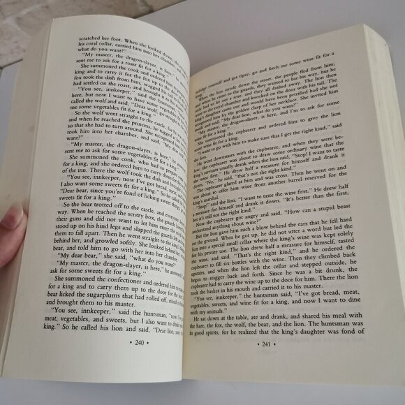 1980s Complete Fairy Tales of the Brothers Grimm Book Paperback Kids Illust - Picture 13 of 15